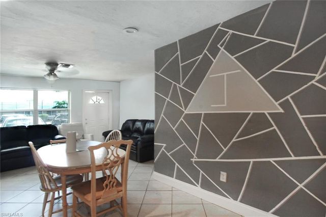 4107 Mindi AVE, Naples, FL 34112