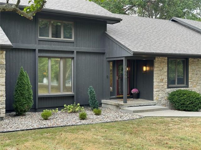 1000 Main Street, Higginsville, MO 64037