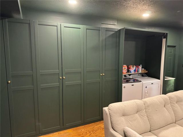 1000 Main Street, Higginsville, MO 64037