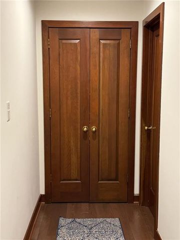 1000 Main Street, Higginsville, MO 64037