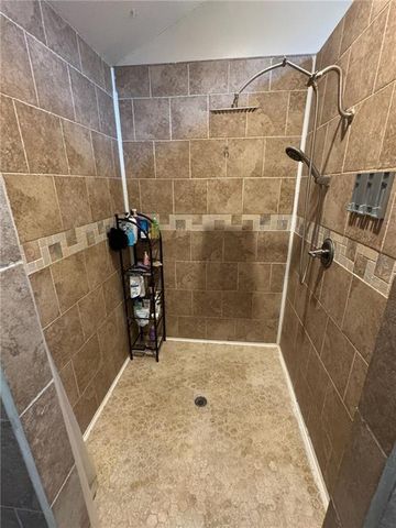 1000 Main Street, Higginsville, MO 64037