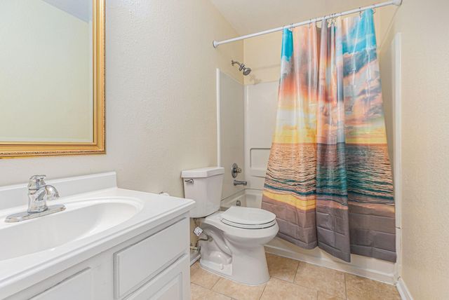 7902 Swan Lane, Baytown, TX 77523