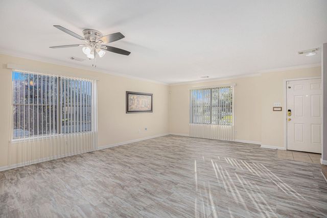 7902 Swan Lane, Baytown, TX 77523