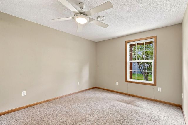1353 White Oak Drive, Chaska, MN 55318