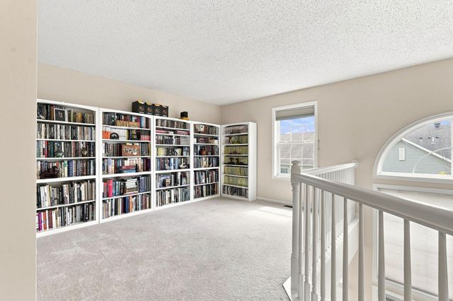1353 White Oak Drive, Chaska, MN 55318