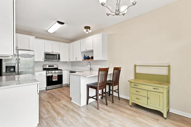 1353 White Oak Drive, Chaska, MN 55318