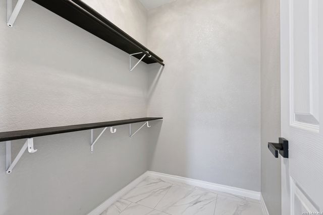 237 Avenue D, Poteet, TX 78065