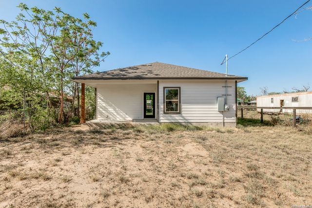 237 Avenue D, Poteet, TX 78065