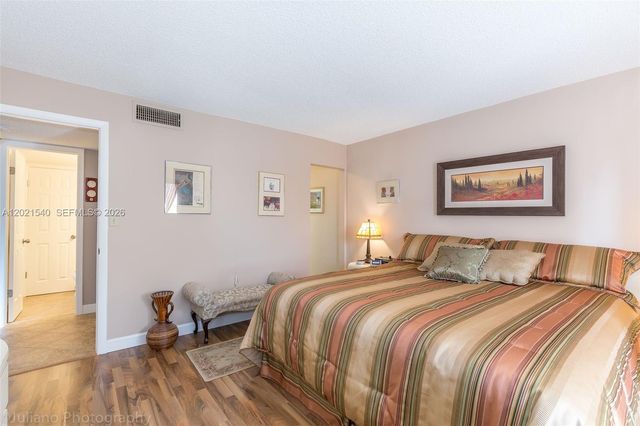 201 178th Dr 438, Sunny Isles Beach, FL 33160