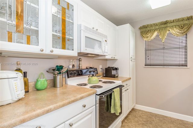 201 178th Dr 438, Sunny Isles Beach, FL 33160
