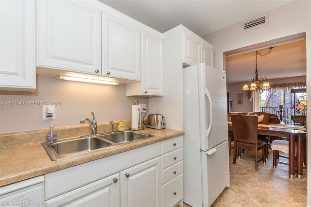 201 178th Dr 438, Sunny Isles Beach, FL 33160