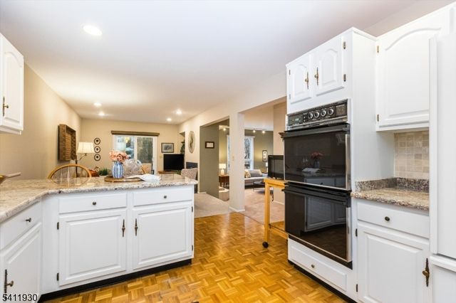 61 Mill Pond Rd 61, Woodland Park, NJ 07424