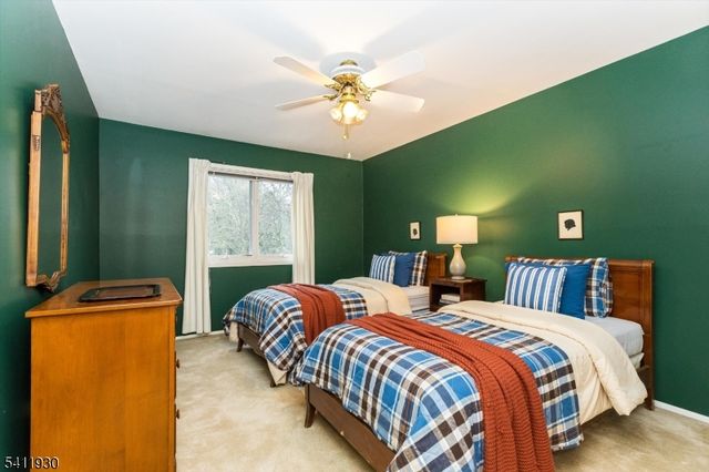 61 Mill Pond Rd 61, Woodland Park, NJ 07424