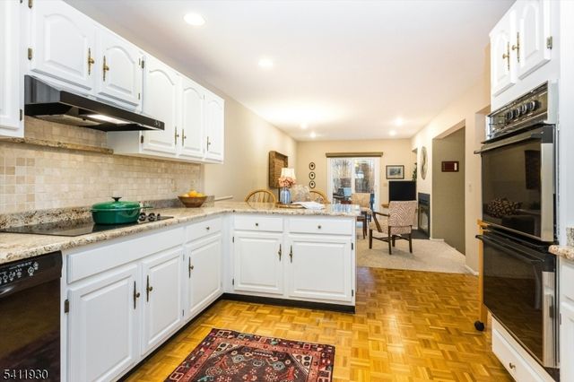 61 Mill Pond Rd 61, Woodland Park, NJ 07424