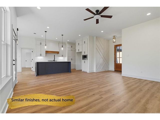 13006 Rocky Hill Road, Prairie Grove, AR 72753