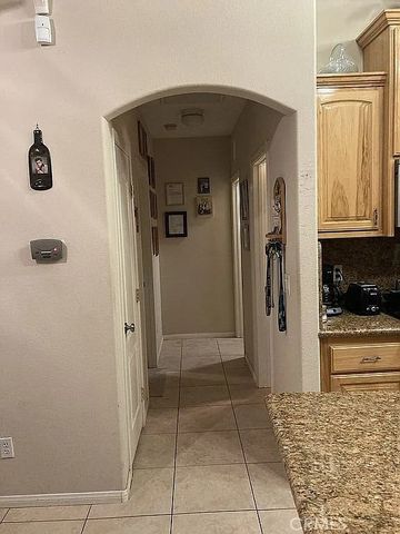 6581 Bartlett, Phelan, CA 92371