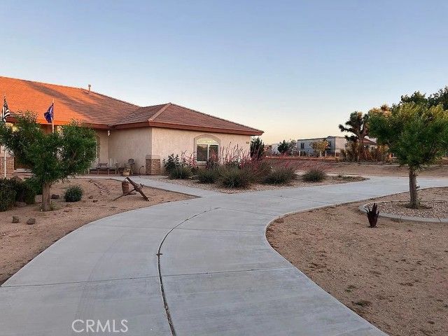 6581 Bartlett, Phelan, CA 92371