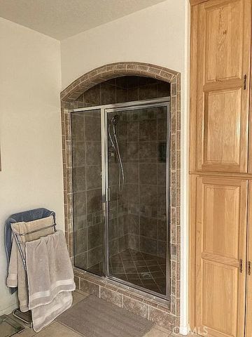 6581 Bartlett, Phelan, CA 92371