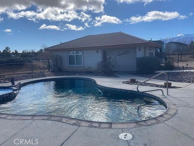 6581 Bartlett, Phelan, CA 92371