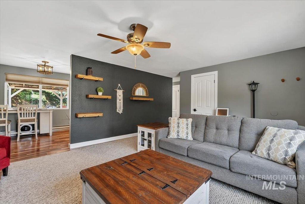 10445 W Littlewood St, Boise, ID 83709 photo 2