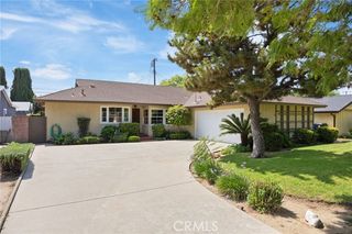 15906 Tuba Street, Granada Hills (los Angeles), CA 91343