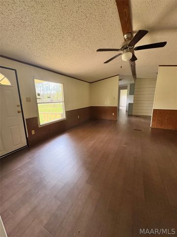 370 County Road 67 Road, Selma, AL 36701