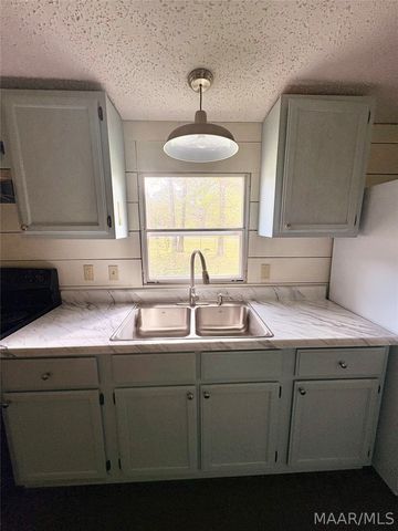 370 County Road 67 Road, Selma, AL 36701