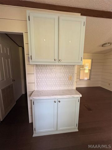 370 County Road 67 Road, Selma, AL 36701