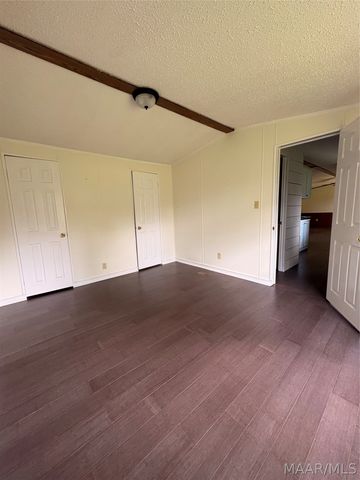 370 County Road 67 Road, Selma, AL 36701