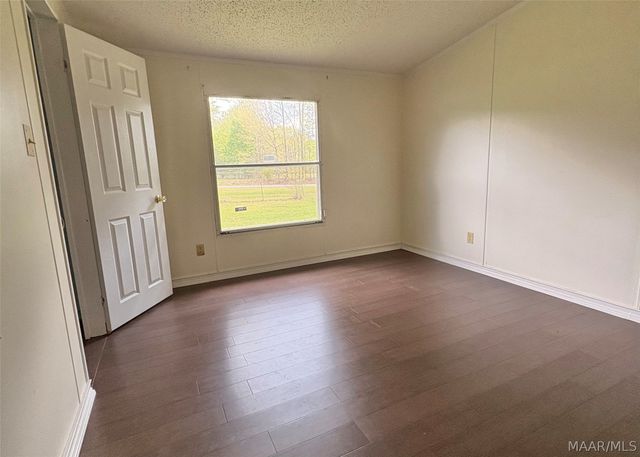 370 County Road 67 Road, Selma, AL 36701