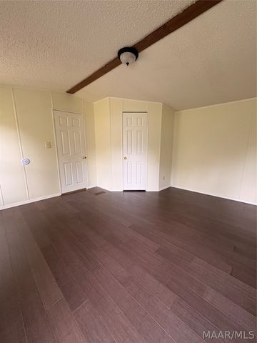 370 County Road 67 Road, Selma, AL 36701