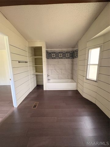 370 County Road 67 Road, Selma, AL 36701