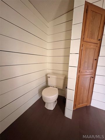 370 County Road 67 Road, Selma, AL 36701