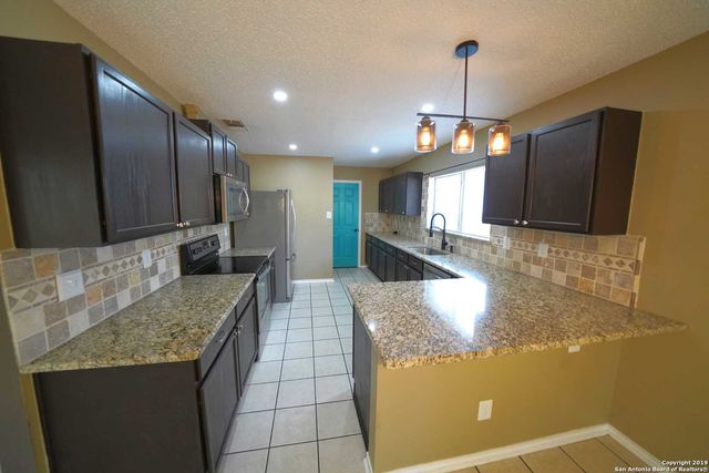 3512 Davenport, Schertz, TX 78154