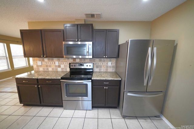 3512 Davenport, Schertz, TX 78154