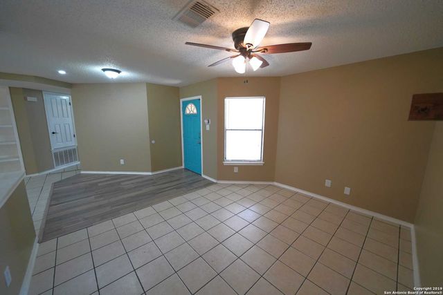 3512 Davenport, Schertz, TX 78154