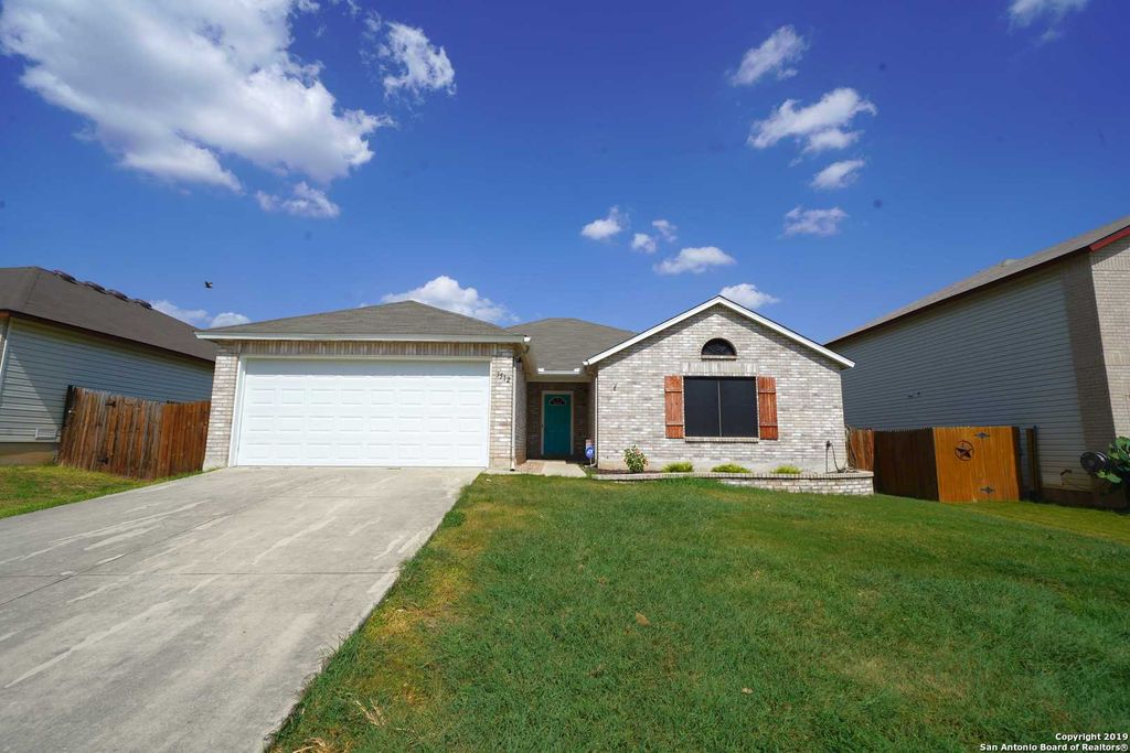 3512 Davenport, Schertz, TX 78154