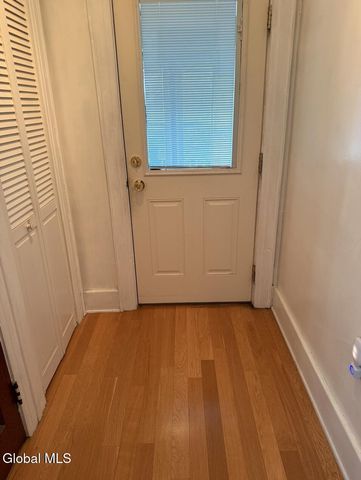 58 Lincoln Avenue, Amsterdam, NY 12010