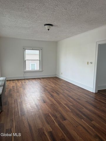 58 Lincoln Avenue, Amsterdam, NY 12010