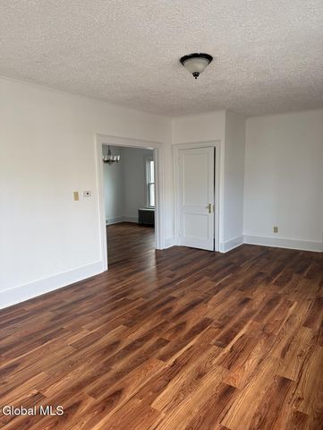 58 Lincoln Avenue, Amsterdam, NY 12010