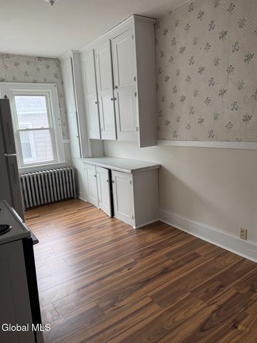 58 Lincoln Avenue, Amsterdam, NY 12010