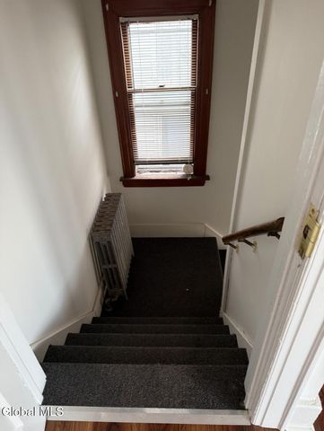 58 Lincoln Avenue, Amsterdam, NY 12010