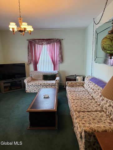 58 Lincoln Avenue, Amsterdam, NY 12010