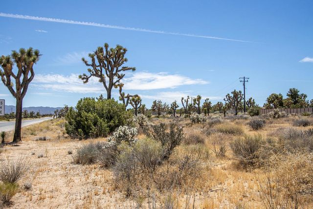 5020 Old Woman Springs Road, Yucca Valley, CA 92284