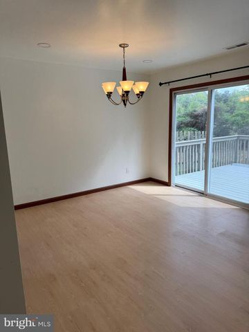 20 QUEEN ANNE CT, Marlton, NJ 08053