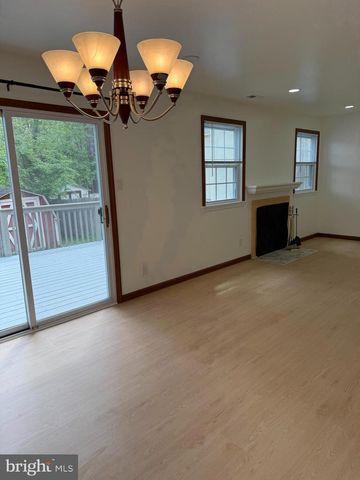 20 QUEEN ANNE CT, Marlton, NJ 08053