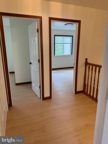 20 QUEEN ANNE CT, Marlton, NJ 08053