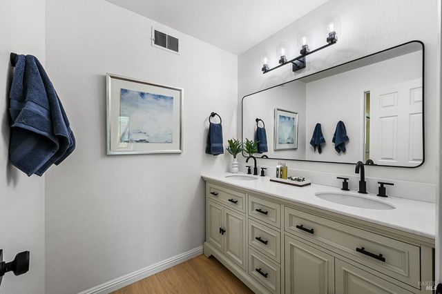 343 Carrera Dr, Mill Valley, CA 94941