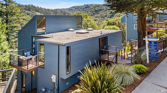 343 Carrera Dr, Mill Valley, CA 94941