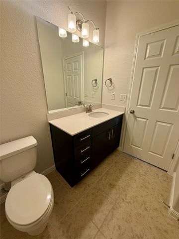 907 Sleepy Dell LN, Austin, TX 78748